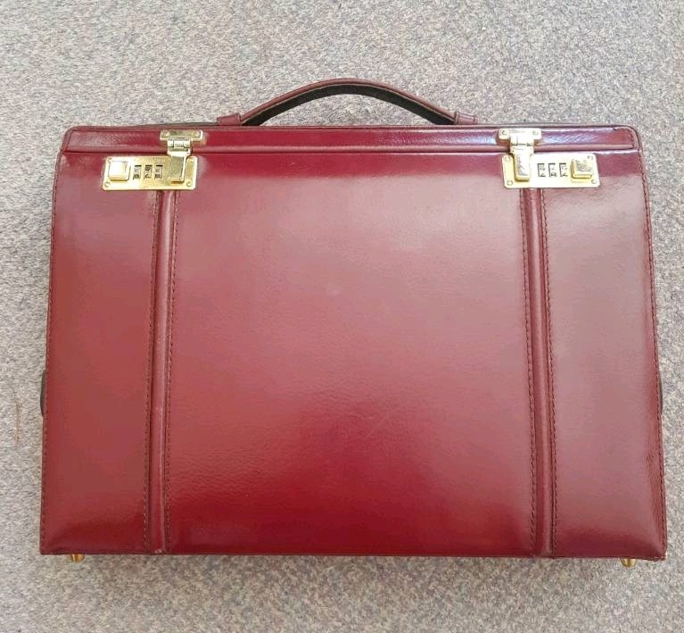 franzen briefcase